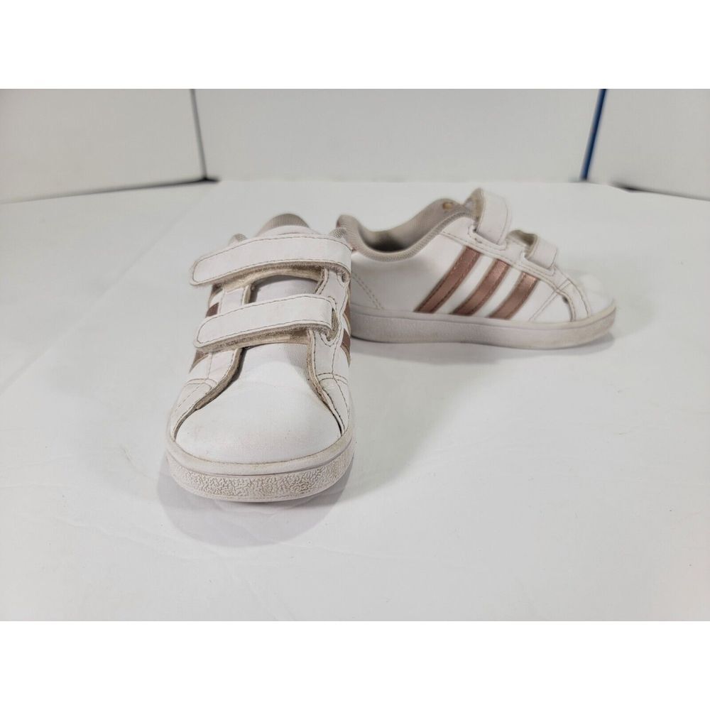adidas Size 6K Baby Grand Court Sneaker Gold/White Hook Loop Closure‎